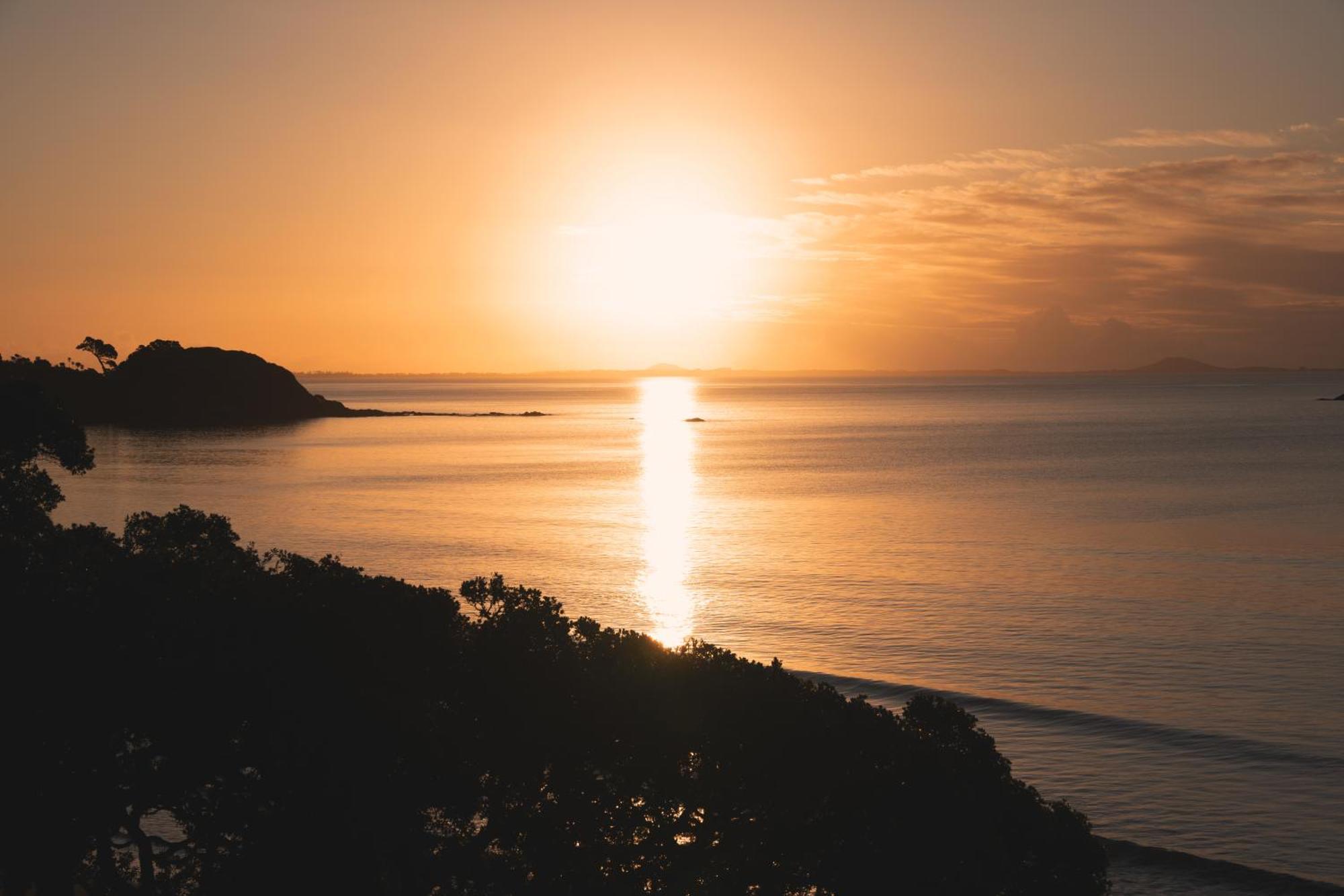 Sunlit Bay Villas Coopers Beach Luaran gambar