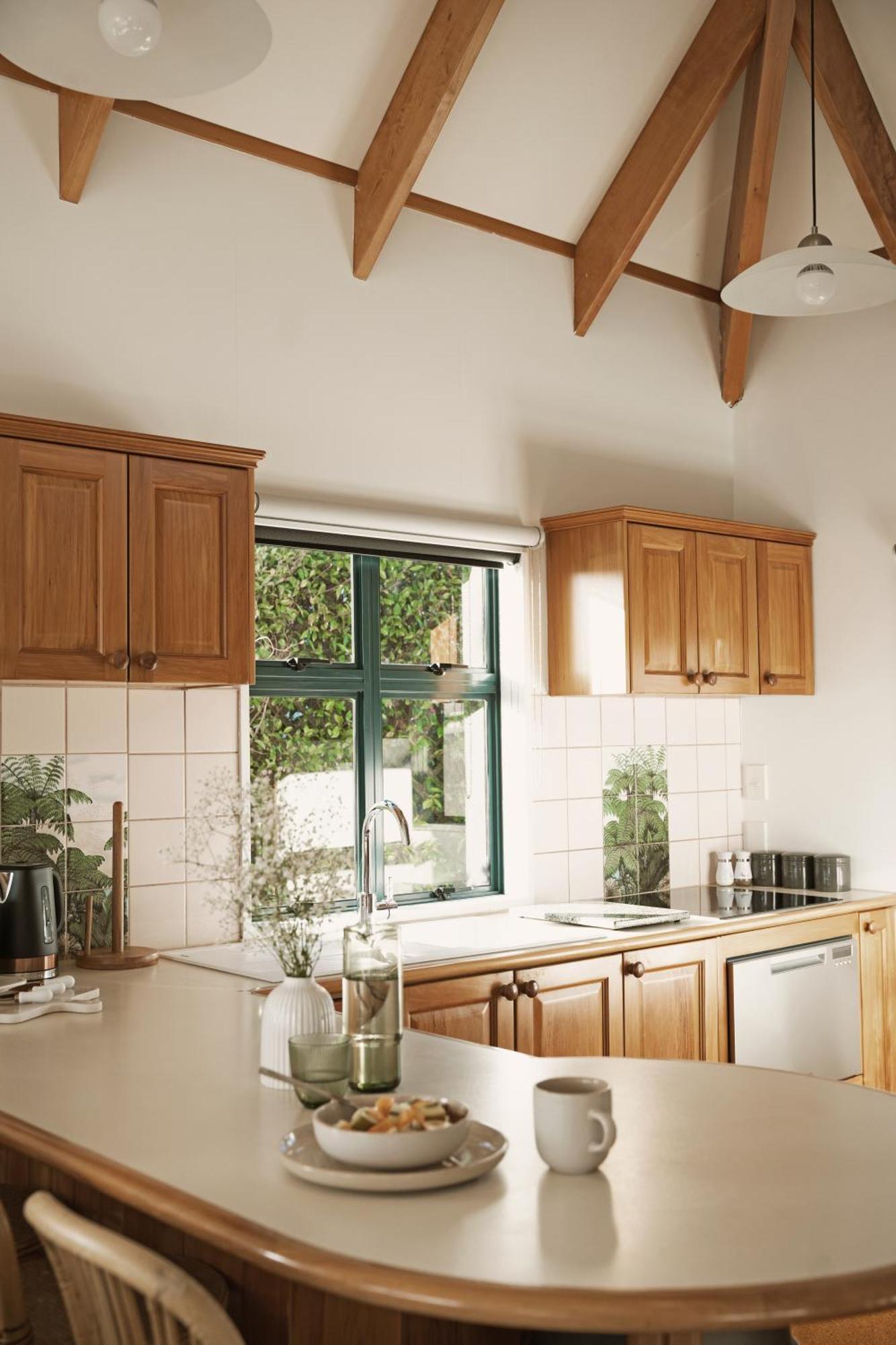 Sunlit Bay Villas Coopers Beach Luaran gambar